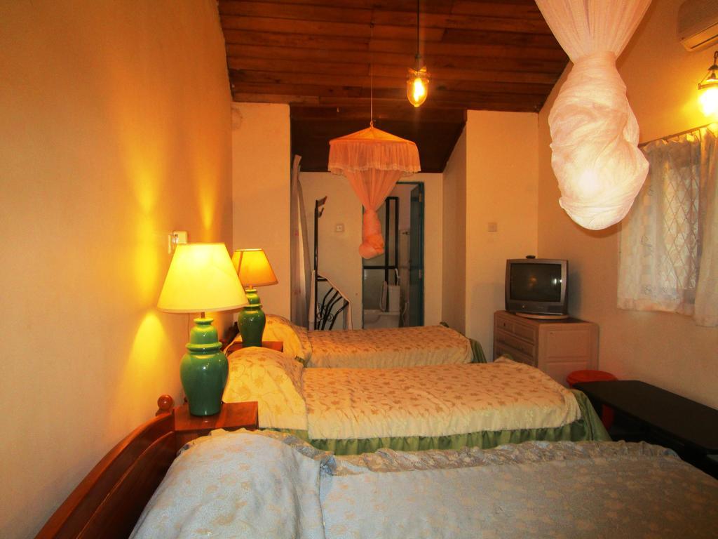 Hotel Shalini Anuradhápura Pokoj fotografie