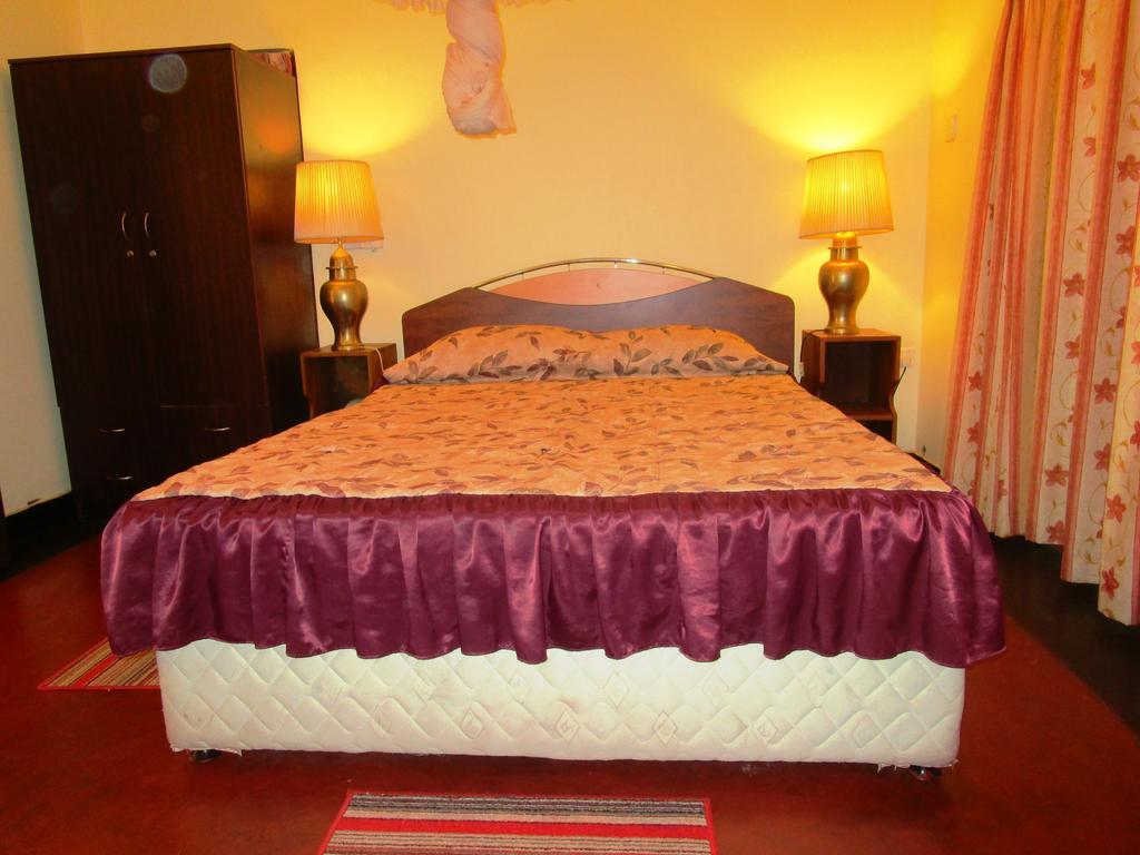 Hotel Shalini Anuradhápura Pokoj fotografie