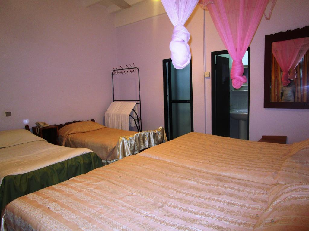 Hotel Shalini Anuradhápura Pokoj fotografie